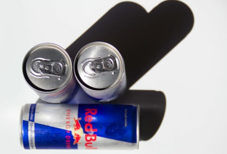 Alerte Santé : que se passerait-il si je buvais 3 canettes de Redbull par jour pendant 1 an ?